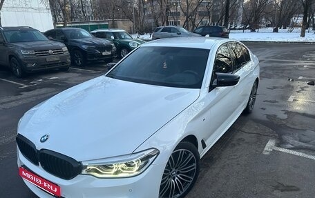 BMW 5 серия, 2019 год, 5 990 000 рублей, 2 фотография