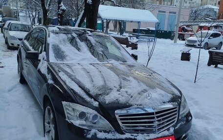 Mercedes-Benz S-Класс, 2012 год, 1 500 000 рублей, 3 фотография