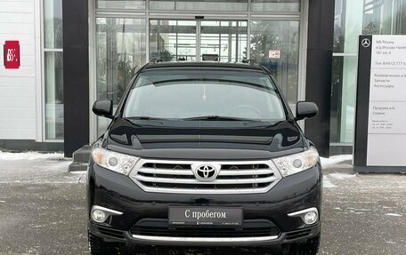 Toyota Highlander III, 2013 год, 2 300 000 рублей, 2 фотография