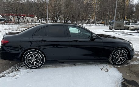 Mercedes-Benz E-Класс, 2020 год, 4 750 000 рублей, 8 фотография