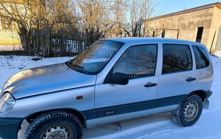 Chevrolet Niva I рестайлинг, 2005 год, 380 000 рублей, 3 фотография