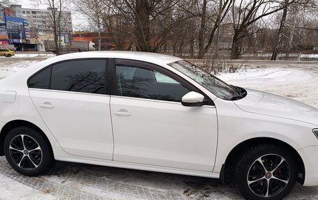 Volkswagen Jetta VI, 2013 год, 1 195 000 рублей, 16 фотография