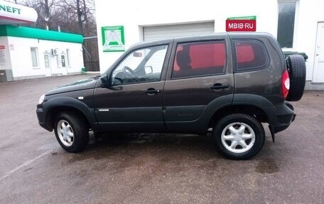 Chevrolet Niva I рестайлинг, 2015 год, 615 000 рублей, 1 фотография