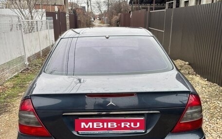 Mercedes-Benz E-Класс, 2002 год, 550 000 рублей, 4 фотография