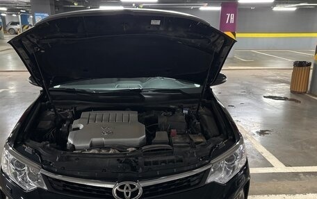 Toyota Camry, 2017 год, 2 750 000 рублей, 11 фотография