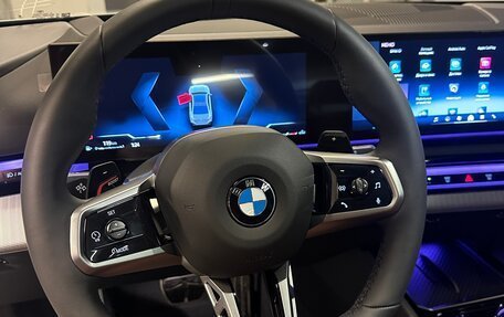 BMW 5 серия, 2024 год, 9 900 000 рублей, 15 фотография