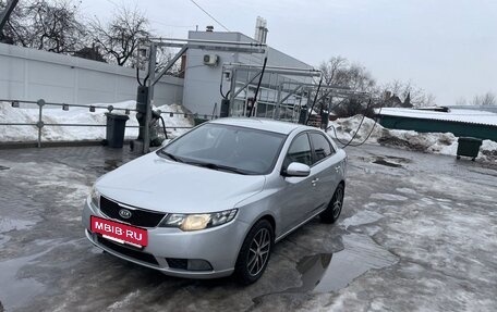 KIA Cerato III, 2011 год, 777 777 рублей, 2 фотография