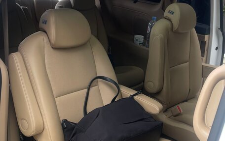 KIA Carnival III, 2019 год, 3 250 000 рублей, 16 фотография
