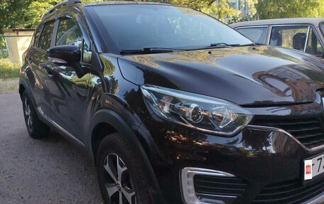 Renault Kaptur I рестайлинг, 2017 год, 1 600 000 рублей, 8 фотография