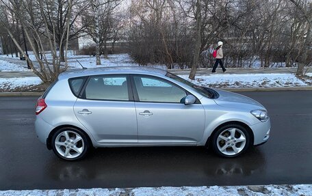 KIA cee'd I рестайлинг, 2010 год, 700 000 рублей, 7 фотография