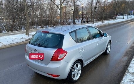 KIA cee'd I рестайлинг, 2010 год, 700 000 рублей, 6 фотография