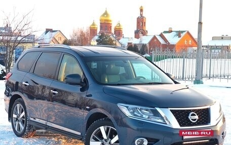 Nissan Pathfinder, 2014 год, 2 250 000 рублей, 3 фотография