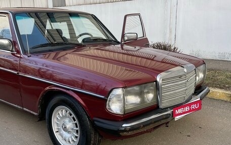 Mercedes-Benz W123, 1978 год, 279 000 рублей, 11 фотография