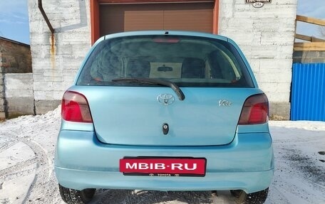 Toyota Vitz, 2001 год, 435 000 рублей, 11 фотография