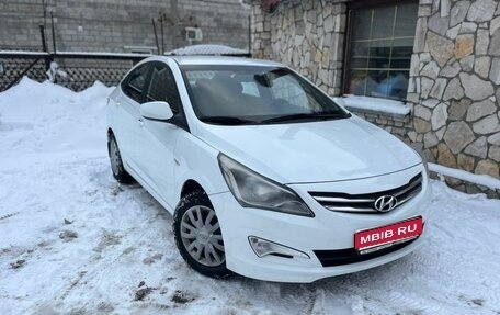 Hyundai Solaris II рестайлинг, 2014 год, 1 085 000 рублей, 1 фотография