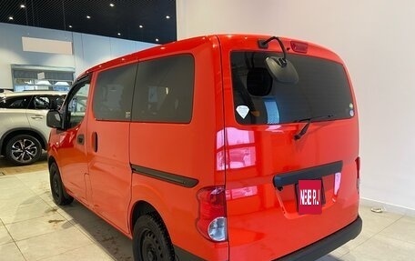 Nissan NV200, 2018 год, 1 850 000 рублей, 4 фотография