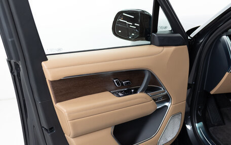 Land Rover Range Rover IV рестайлинг, 2024 год, 27 490 000 рублей, 9 фотография