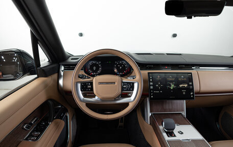Land Rover Range Rover IV рестайлинг, 2024 год, 27 490 000 рублей, 12 фотография