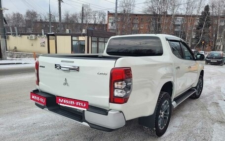 Mitsubishi L200 IV рестайлинг, 2019 год, 2 790 000 рублей, 5 фотография