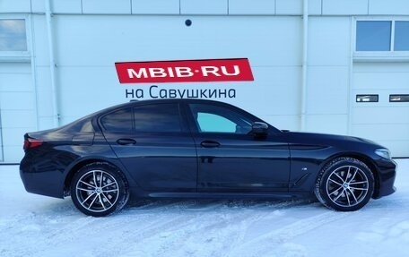 BMW 5 серия, 2021 год, 5 300 000 рублей, 5 фотография