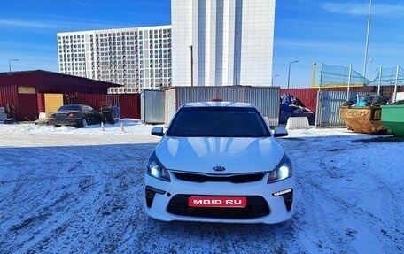 KIA Rio IV, 2017 год, 995 000 рублей, 1 фотография