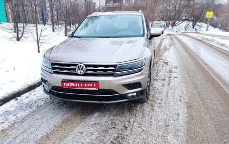 Volkswagen Tiguan II, 2017 год, 2 850 000 рублей, 1 фотография