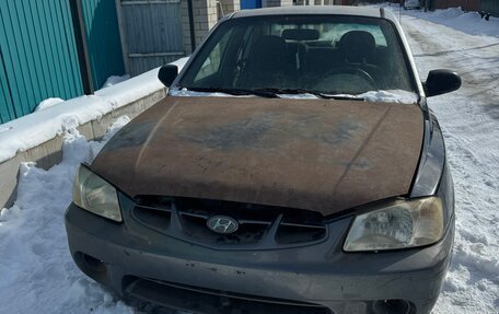 Hyundai Accent II, 2001 год, 160 000 рублей, 2 фотография