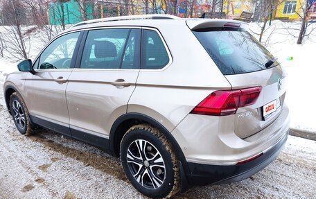 Volkswagen Tiguan II, 2017 год, 2 850 000 рублей, 10 фотография