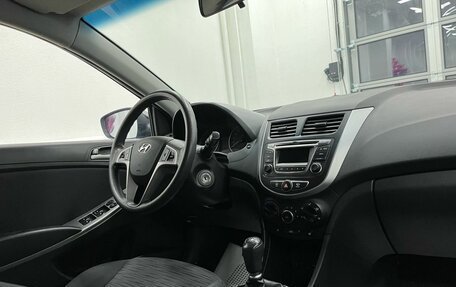 Hyundai Solaris II рестайлинг, 2016 год, 1 090 000 рублей, 11 фотография