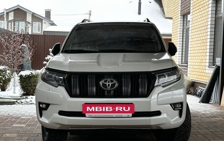 Toyota Land Cruiser Prado 150 рестайлинг 2, 2018 год, 5 499 999 рублей, 5 фотография