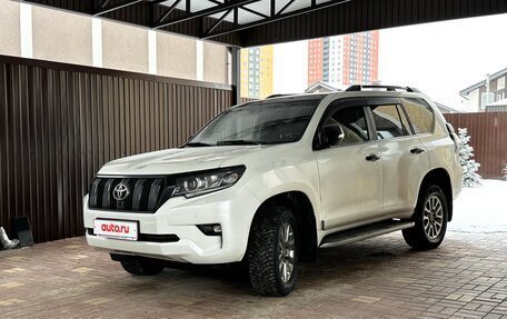 Toyota Land Cruiser Prado 150 рестайлинг 2, 2018 год, 5 499 999 рублей, 6 фотография