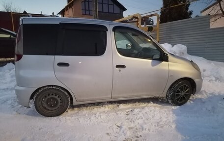 Toyota FunCargo, 2001 год, 370 000 рублей, 3 фотография