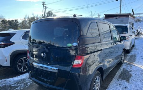 Honda Freed I, 2014 год, 850 000 рублей, 4 фотография