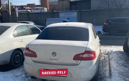 Skoda Superb III рестайлинг, 2012 год, 899 000 рублей, 4 фотография