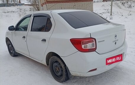 Renault Logan II, 2015 год, 430 000 рублей, 3 фотография