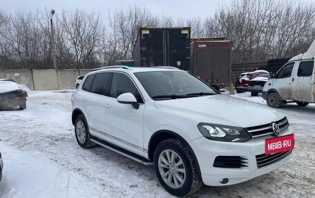 Volkswagen Touareg III, 2013 год, 2 200 000 рублей, 2 фотография