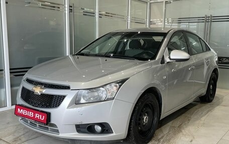 Chevrolet Cruze II, 2011 год, 849 000 рублей, 1 фотография