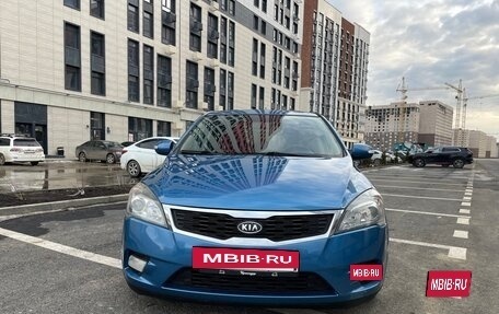 KIA cee'd I рестайлинг, 2010 год, 840 000 рублей, 2 фотография