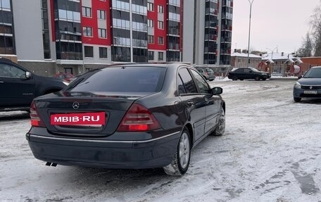 Mercedes-Benz C-Класс, 2000 год, 400 000 рублей, 3 фотография