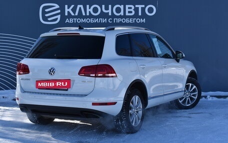 Volkswagen Touareg III, 2014 год, 2 575 000 рублей, 2 фотография