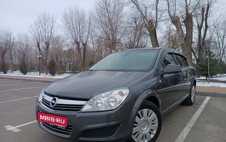 Opel Astra H, 2010 год, 675 000 рублей, 2 фотография