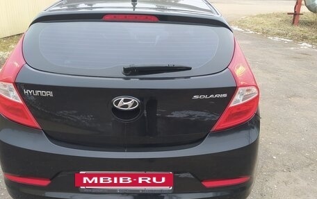 Hyundai Solaris II рестайлинг, 2014 год, 1 100 000 рублей, 3 фотография