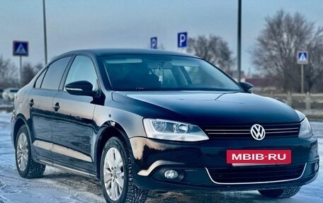 Volkswagen Jetta VI, 2014 год, 1 090 000 рублей, 5 фотография