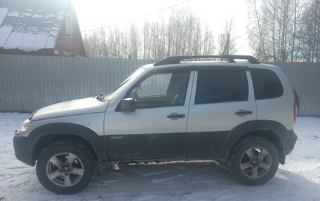 Chevrolet Niva I рестайлинг, 2011 год, 455 000 рублей, 5 фотография