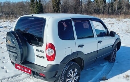 Chevrolet Niva I рестайлинг, 2014 год, 850 000 рублей, 4 фотография