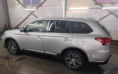 Mitsubishi Outlander III рестайлинг 3, 2018 год, 2 390 000 рублей, 1 фотография