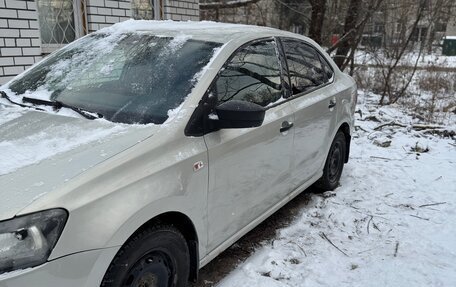 Volkswagen Polo VI (EU Market), 2010 год, 600 000 рублей, 4 фотография