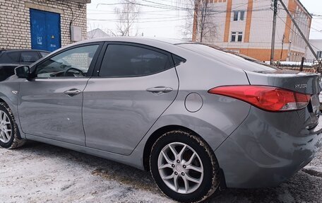 Hyundai Elantra V, 2011 год, 775 000 рублей, 3 фотография