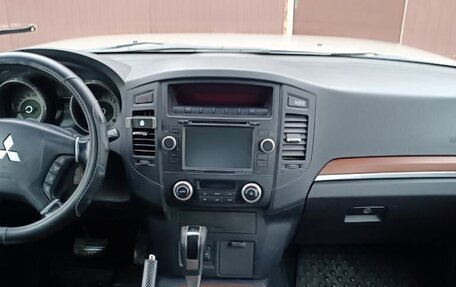 Mitsubishi Pajero IV, 2008 год, 1 450 000 рублей, 22 фотография