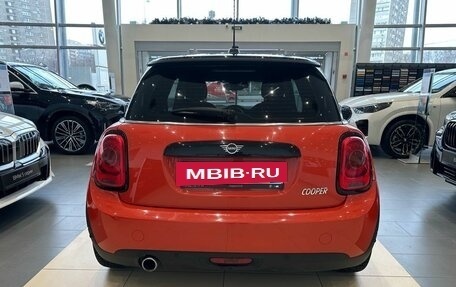 MINI Hatch, 2018 год, 1 600 000 рублей, 5 фотография